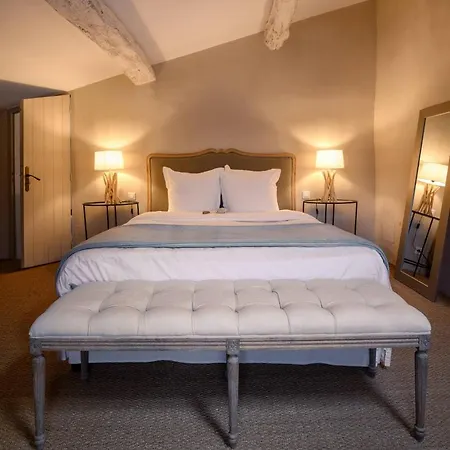 Luxurious Provencal Village House, Walk To Village Pool *