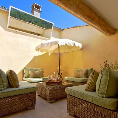 Luxurious Provencal Village House, Walk To Village Pool Villa Rustrel