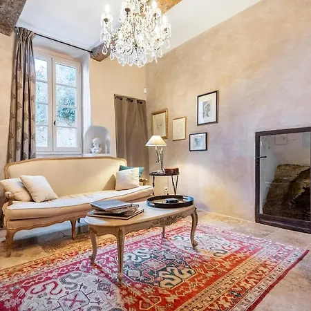 Villa Luxurious Provencal Village House, Walk To Village Pool Rustrel